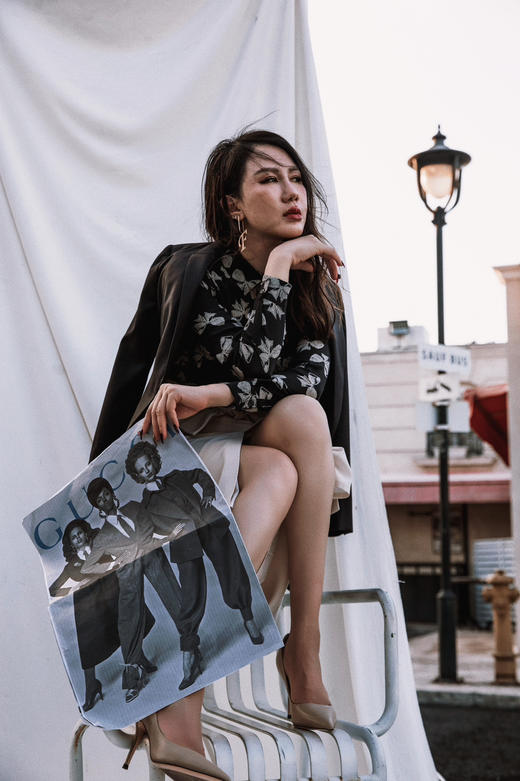 “梦蝶”100%桑蚕丝衬衫清新活力灵动四季可穿J8132483A颈袖添香 商品图1