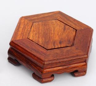 带脚灵芝雕花底座-鸡翅木 商品图0