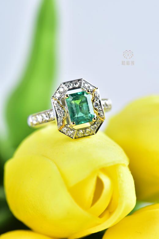 【臻爱】祖母绿戒 CB12304026 商品图4