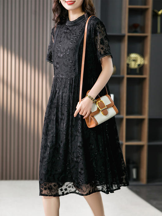 YX【定制15天】高端蕾丝真丝连衣裙女2024夏季新款韩版桑蚕丝刺绣收腰长裙子 商品图3