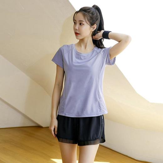 2023健身套装女宽松透气瑜伽跑步健身运动跳操短袖短裤女舒适套装 商品图3