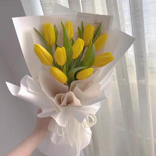 郁金香 黄色 10支/扎 以实物为准 云南基地发货（价格已包含包装费用）花苞发货花苞发货 商品图0