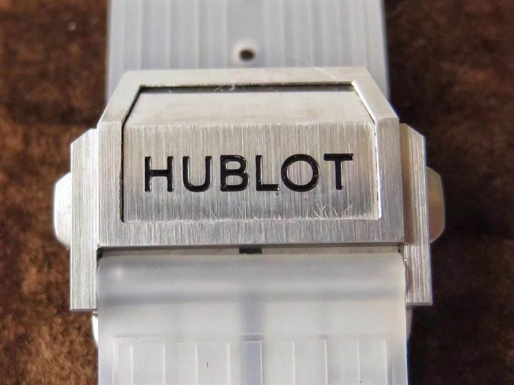 HB厂宇舶BIG BANG系列411.JX.4802.RT全透腕表首发详解