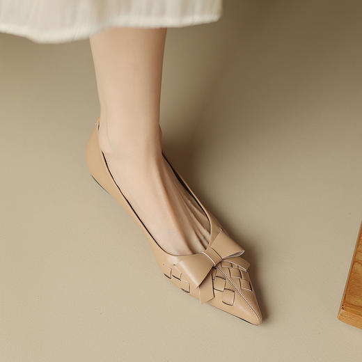 柔软舒适，内里全羊皮超级软尖头单鞋DB-M5637 商品图3