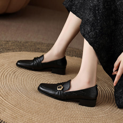 新款爆款英伦风，小皮鞋网红平底单鞋HYT-7279 商品图3