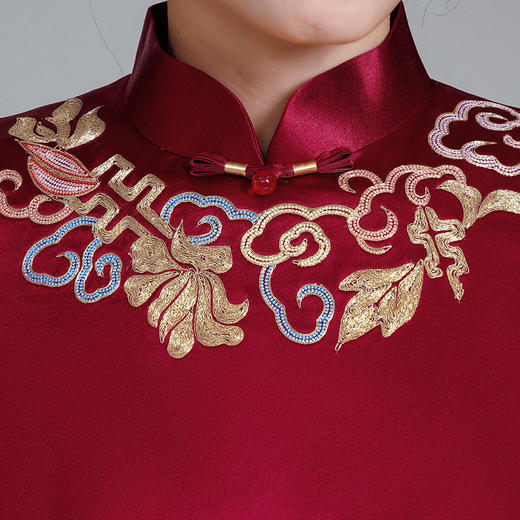 LHS-A252刺绣婚礼醋酸旗袍礼服 春秋新款旗袍 中长款喜婆婆婚宴装 商品图2