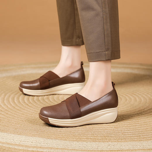 新款百搭，厚底摇摇底单鞋XYM-k785 商品图7