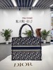 【超惠秒】DIOR 迪奥 女士中号 BOOK TOTE 手袋 印花刺绣 36x27.5x16.5cm  M1296ZRIW / M1296ZEUP 商品缩略图5