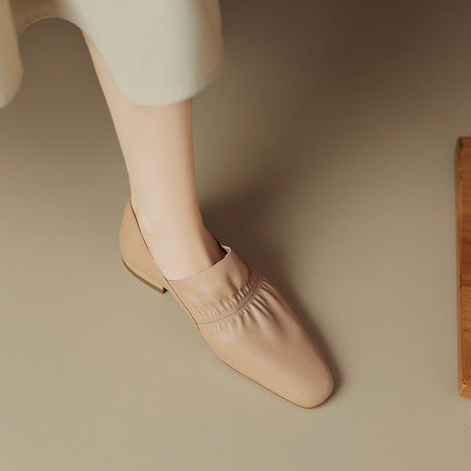 纯色简约，非常柔软头层牛皮单鞋HB-Z583 商品图0