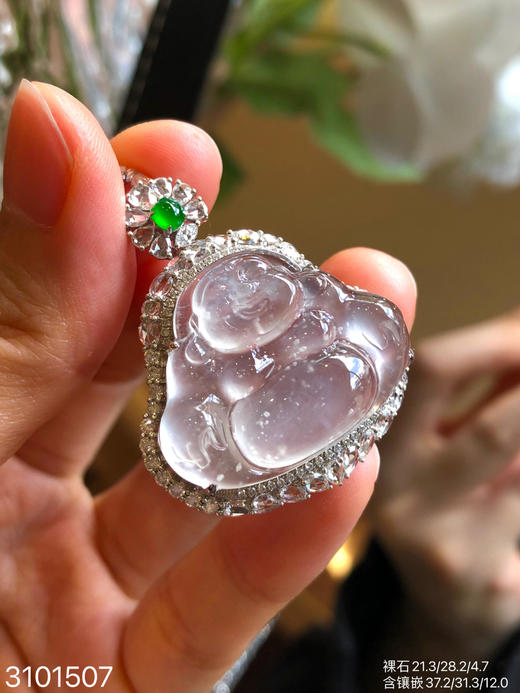 3101507，玻璃木纳佛公吊坠。具体价格微信咨询 商品图1