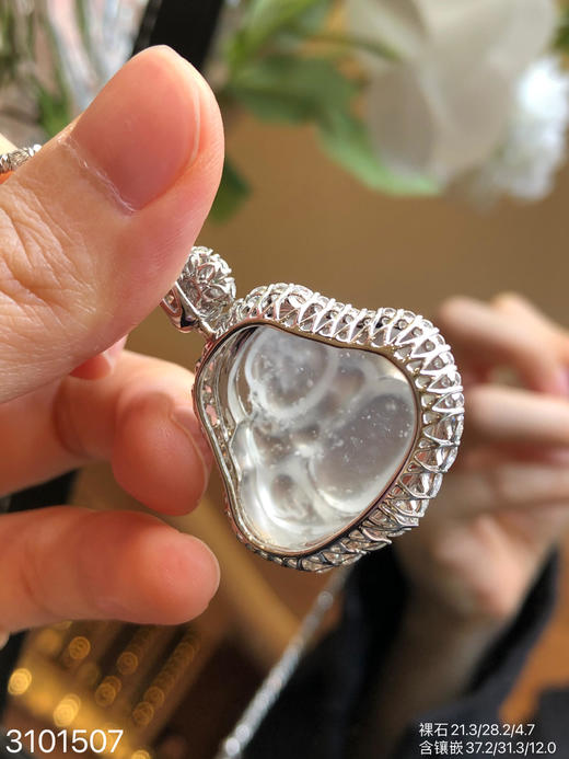 3101507，玻璃木纳佛公吊坠。具体价格微信咨询 商品图5