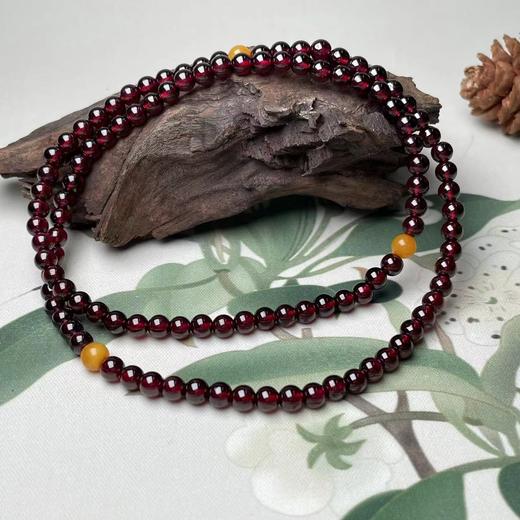 石榴石三圈-圆珠蜜蜡圆珠相 商品图0