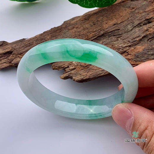 派瑞翡翠 翡翠手镯 糯种 飘花 商品图1