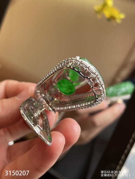 高冰帝王绿观音吊坠【3150207】具体价格微信咨询 商品图7