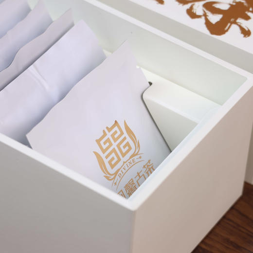 2023凰馨古茶“薄荷塘3类”小玉饼144克 商品图3