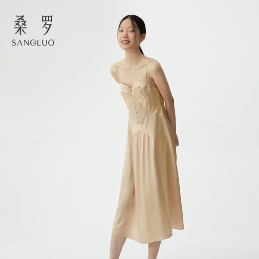 SANGLUO桑蚕丝剪花绡睡裙立体罩杯自带胸垫防凸可外穿度假吊带长裙 商品图0