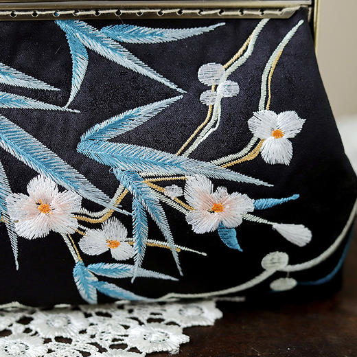 竹外桃花黑黑色绣花珍珠手提包，古风旗袍宴会手提包QB-竹外桃花黑 商品图2