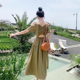 法式白色连衣裙夏季女气质高级2023女装新款开叉松紧显瘦小众长裙