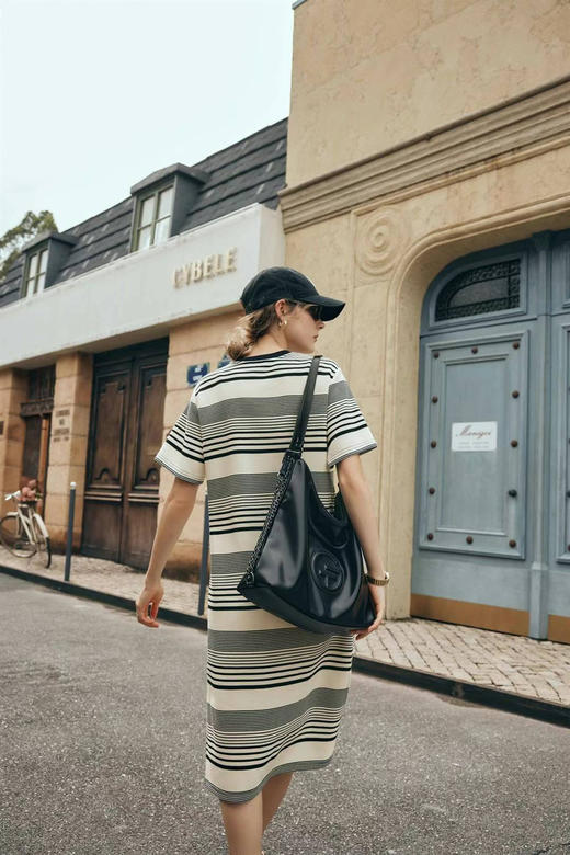 OLrain欧芮儿法式条纹连衣裙女夏季2023新款宽松撞色开叉T恤裙子 商品图10