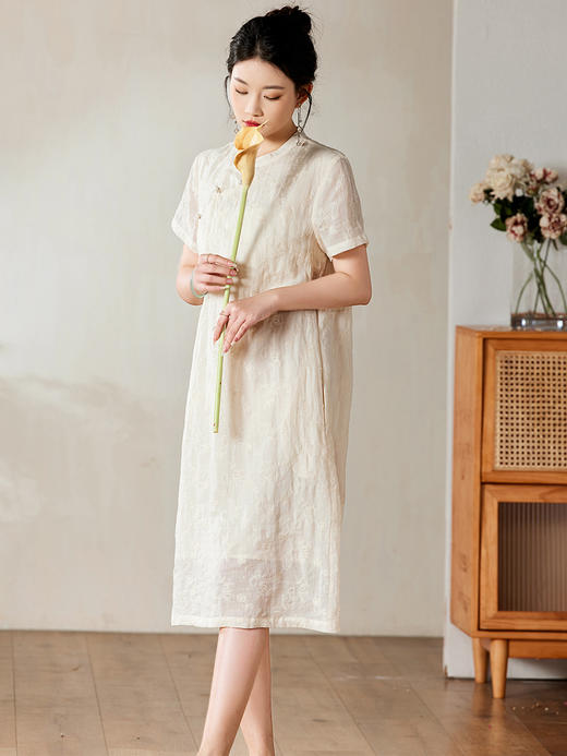 HM-S338-2夏季薄款重工刺绣苎麻改良旗袍立领短袖复古杏色新中式连衣裙 商品图1
