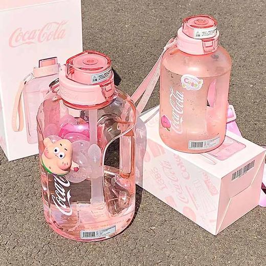 GE-CK23SS-S38系列 可口可乐联名款吨吨运动杯(1.6L) 商品图12