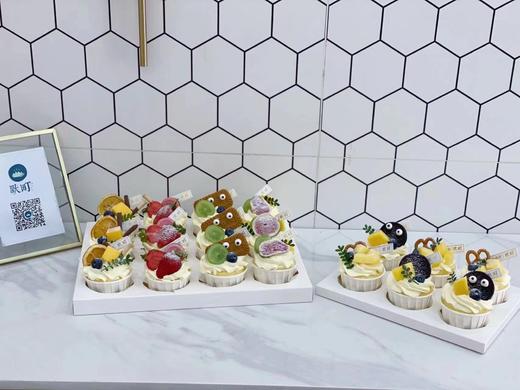 纯白色纸杯·动物奶油水果纸杯蛋糕 商品图2