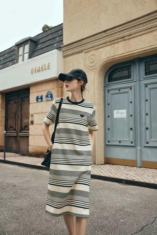 OLrain欧芮儿法式条纹连衣裙女夏季2023新款宽松撞色开叉T恤裙子 商品图4