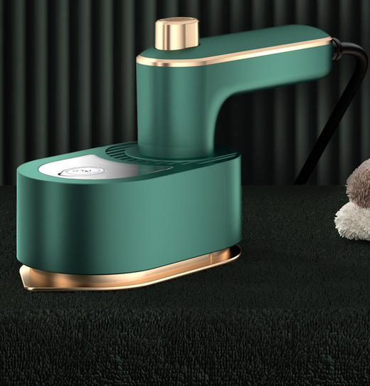 【折叠式手持挂烫机】蒸汽熨斗家用小型迷你熨烫机 衣服宿舍旅行熨烫机 即烫即穿利落出行 旋转把手方便使用 升级面板除皱烫平一步到位 小巧机身方便收纳  商品图6