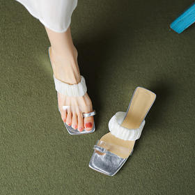 OLD M7256拖鞋女夏外穿2023新款透明坡跟套趾夹脚凉拖鞋外穿米白色拖鞋银色