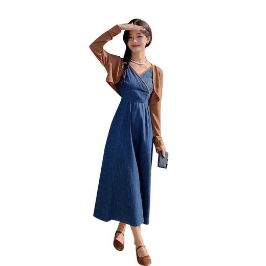 设计感V领吊带牛仔连衣裙女夏季新款法式复古披肩裙子两件套装 商品图4