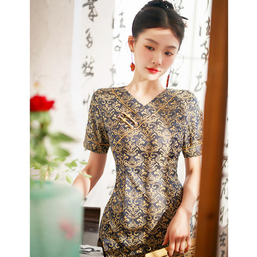 V领复古改良旗袍，日常可穿复古立领气质碎花裙SYG630 商品图3