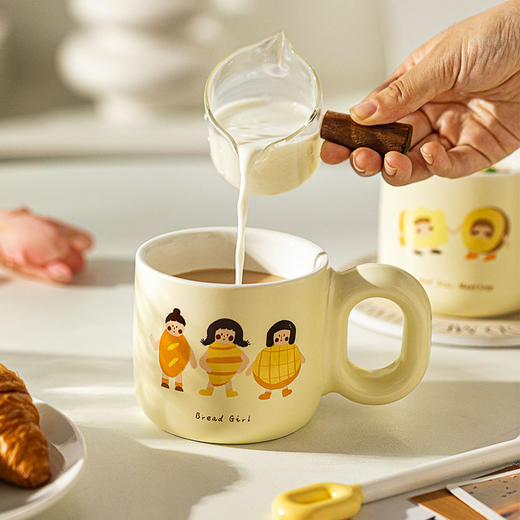 摩登主妇马克杯家用女生可爱陶瓷带盖水杯小众办公室早餐杯咖啡杯 商品图1
