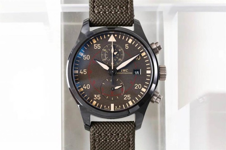 ZF厂万国飞行员TOPGUN海军陆战队IW389002腕表首发详解
