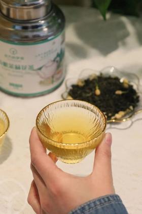 热茶和冰水，哪个更解暑？夏日解暑小妙招，趁“热”查收哟！