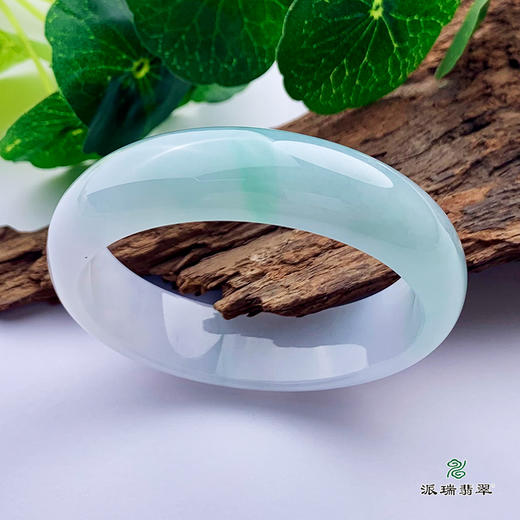 派瑞翡翠 翡翠手镯 糯种 飘花 商品图0