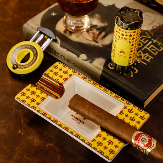 格瓦拉雪茄工具套装陶瓷烟灰缸防风打火机带烟托金属雪茄剪刀礼盒 商品图3