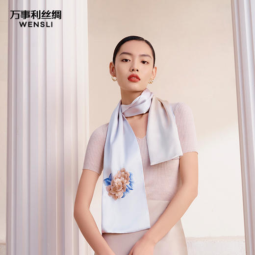 万事利“木槿”真丝刺绣巾 商品图0