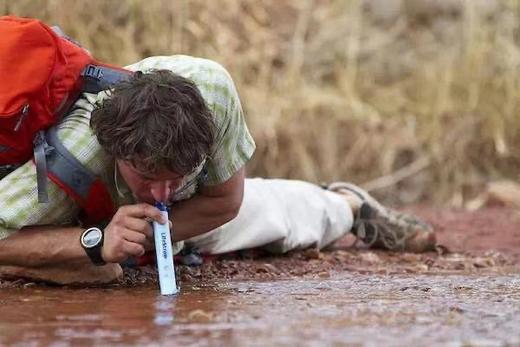 Lifestraw 生命吸管是世界一流的高性能便携净水器，以超强的净化性能，将非清洁水源，甚至污水净化为饮用水！美国代购，无中文标签，介意慎拍 A 商品图6