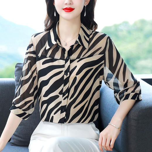 SMZ8773短袖印花衬衫女夏季新款中年妈妈宽松上衣高档洋气遮肚子小衫 商品图0