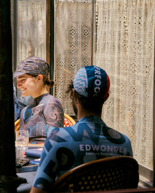 EdW超轻 轻量骑行帽-黑金 Cap 商品图3