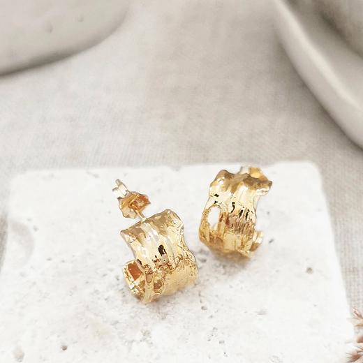 北京仓｜Elise Tsikis-Chennai-复古 雕刻圆环 金色 小号耳环［美国设计师］ 商品图2