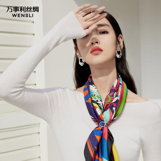 万事利“阑珊”88厘米双面印花真丝大方巾 商品图4