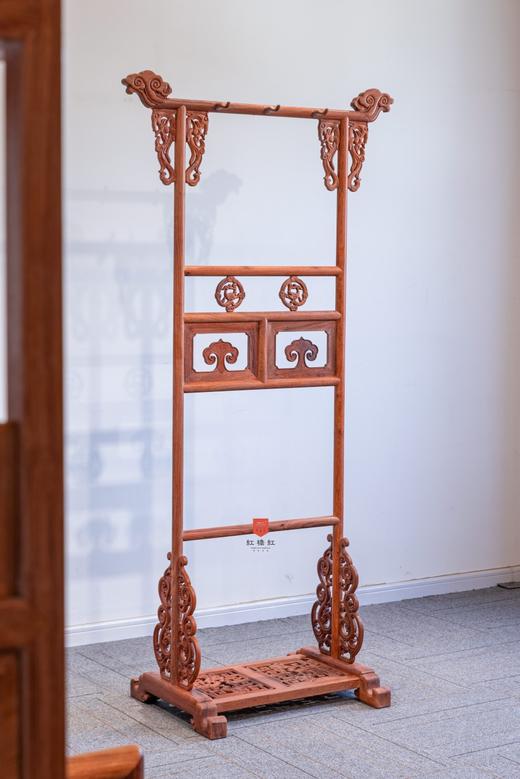 红桥红  家具严选  缅甸花梨（大果紫檀）【89清式螭龙 衣帽架】 商品图0