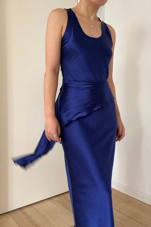 Viktoria Chan | SS23016 Shelby silk dress [ 背心连衣裙 宝蓝 / 黑 ] 商品图0