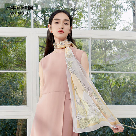 万事利“花瑶月影”真丝长巾丝巾扣礼盒 商品图4