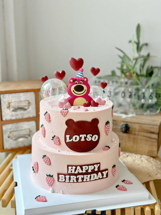 粉嫩草莓熊蛋糕，提前48小时预定 商品图1