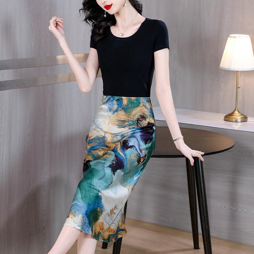 夏季新款，复古水彩画印花半身裙女时尚感优雅显瘦A字裙AHM-yme7086 商品图3