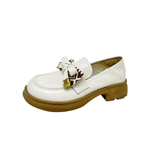 伊伴秋冬简约学院玛丽珍乐福鞋B23431529 商品图1