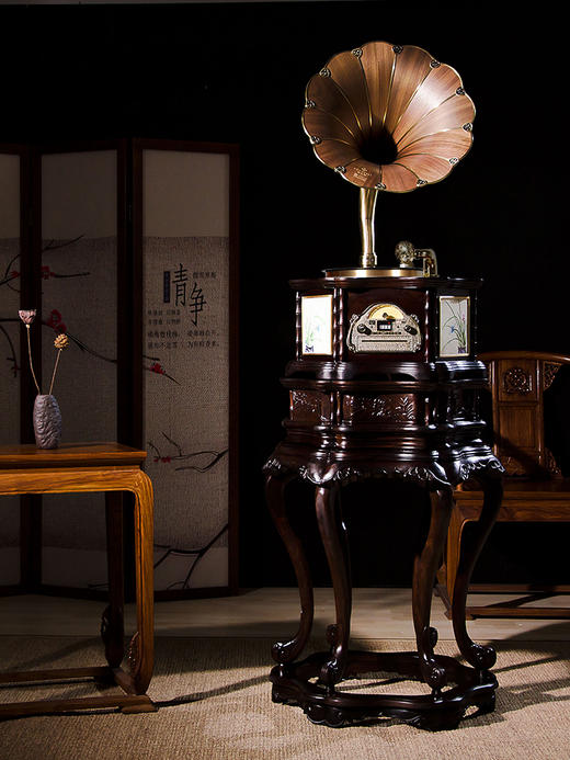 Fennessy/梵尼诗 梅葆玖珍藏梅兰芳120周年限量版大红酸枝留声机 商品图5