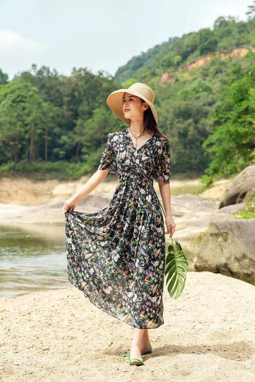 4F 芊之美女装 连衣裙 商品图0